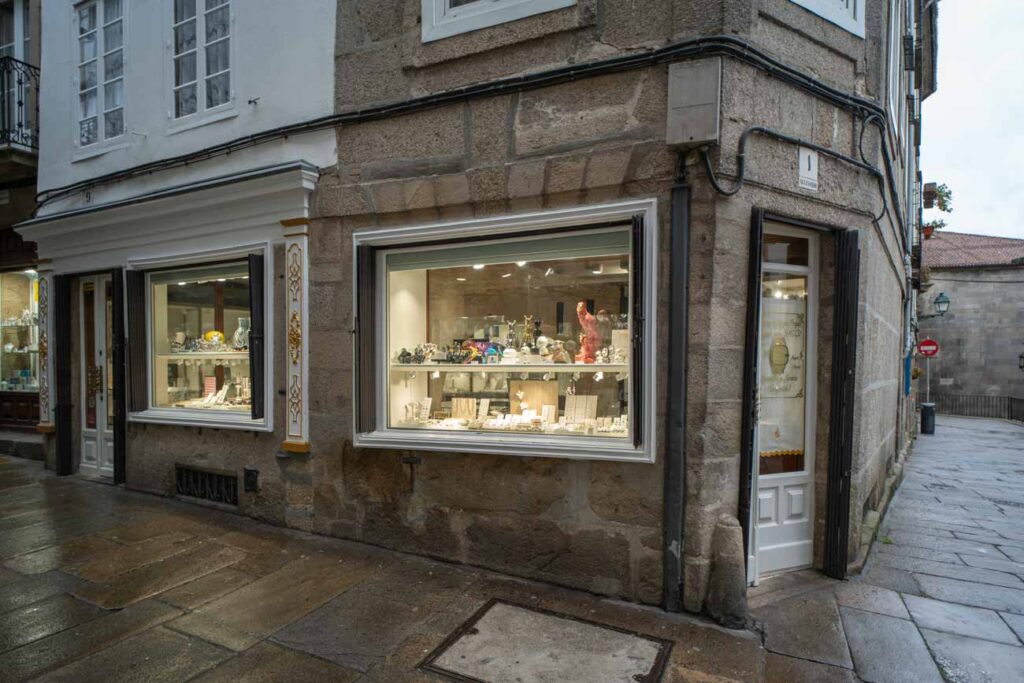 tiendas-orfebreria-compostela-REGUEIRA-AZABA-6